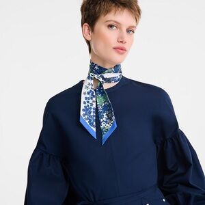 EUC Longchamp Collier de Fleurs Silk Scarf / Headband